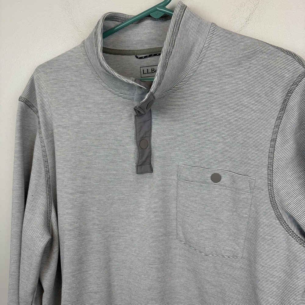 L.L. Bean Shirt Mens XL Gray Striped Mock Neck Long Sleeve Slightly Fitted